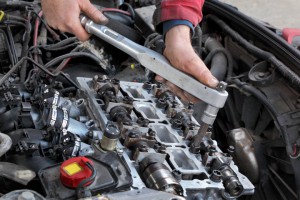 engine-repairs481890013